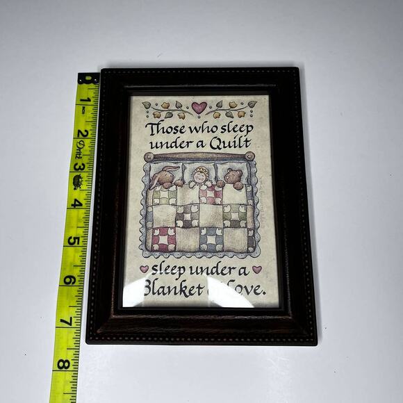 Quilt Lovers Quilting Print with Wood Frame Blanket of Love Stand Up or Hang - Picture 5 of 5